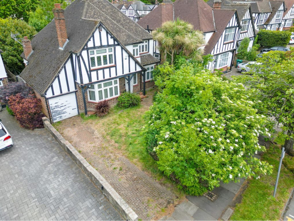 50 Green Lane, Edgware HA8 7PX